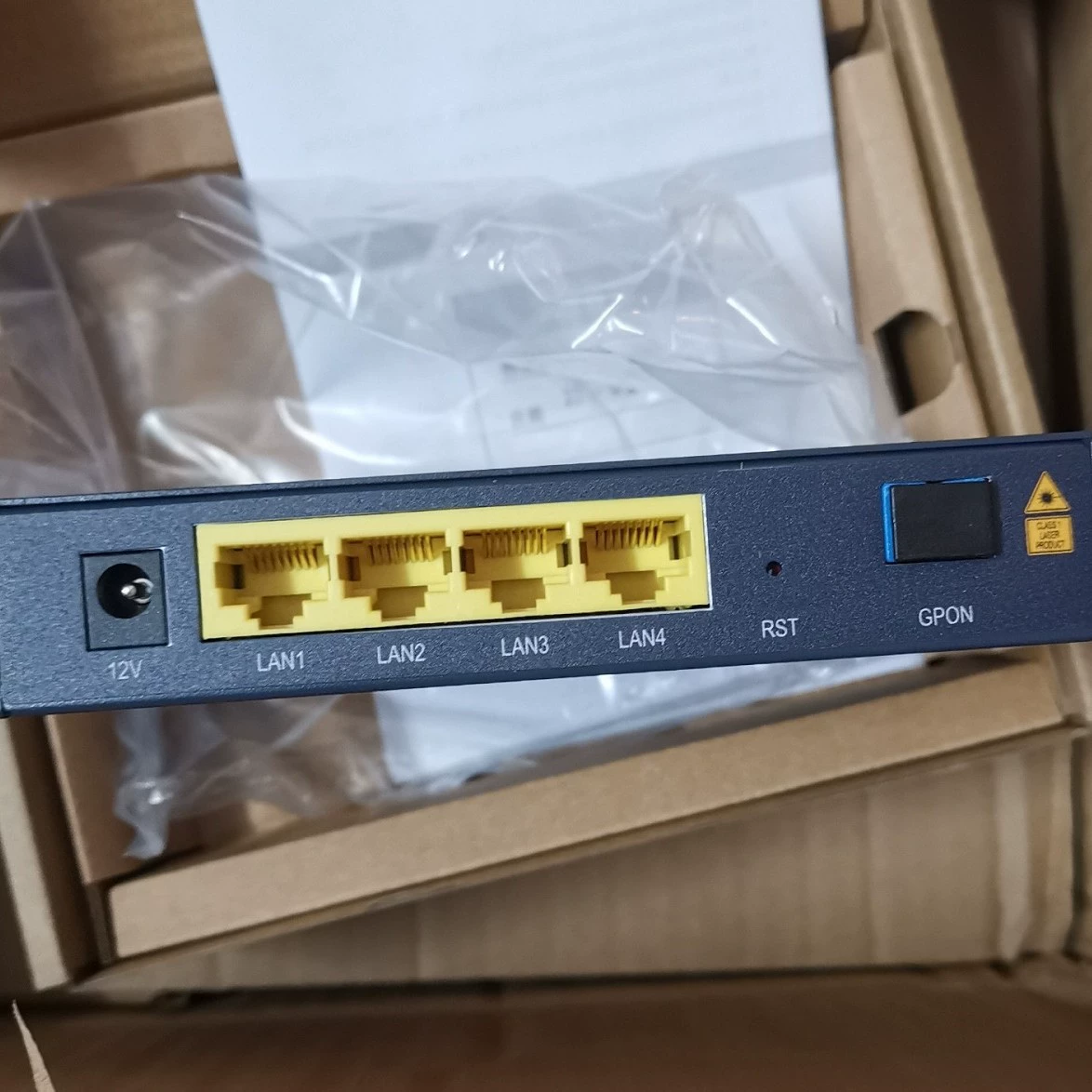 ZTE ZXA10 F800/4GE-G 4-портовый полногигабитный пассивный оптоволоконный процессор GPON ONU, подключенный к терминалу пользователя