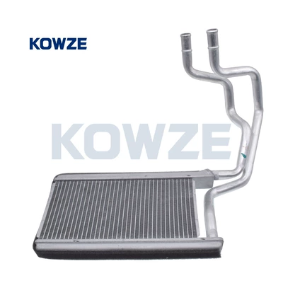 Heater Water Tank 7801A382 Suitable for Mitsubishi Car Cooling Cooler Pickup Truck L200 Kb4T Hot Sale in Stock (car radiator)