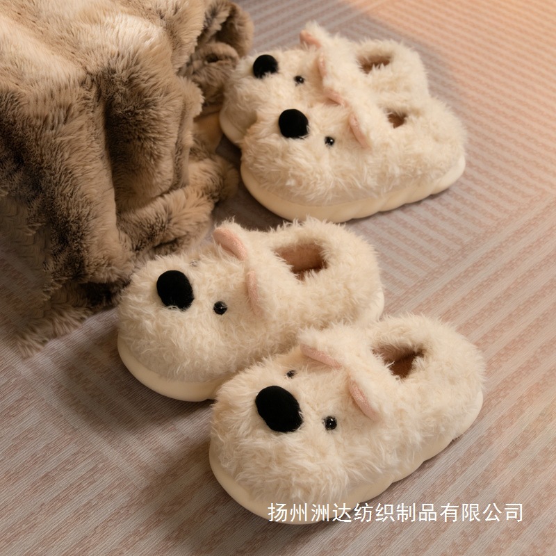 Hermosas zapatillas de algodón de cachorro de invierno para mujeres en el hogar calentamiento zapatos de lana tacones bolsas gruesas al por mayor