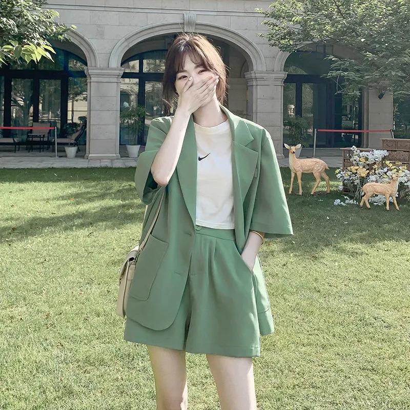 时尚小西装套装女士薄款2025夏季新款韩版休闲西服外套短裤两件套