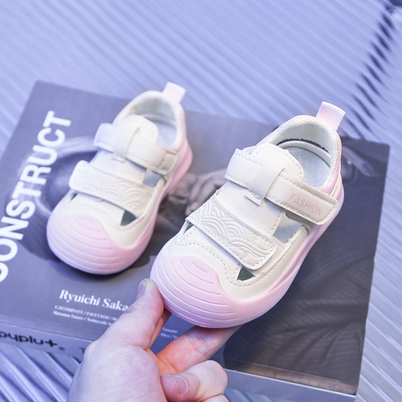 Sandali da donna e bambina, modello chiuso, leggeri, traspiranti, con suola morbida, ideali per lo sport._voghion.com