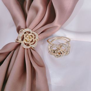 High-end scarf buckle large scarf buckle female flower versatile dual-use elegant simple square scarf shawl belt knotted buckle