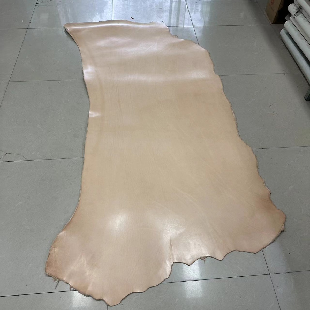 马鞍皮 烤皮 头层牛皮 皮革皮料 牛皮面料  树膏皮 植鞣皮 本色