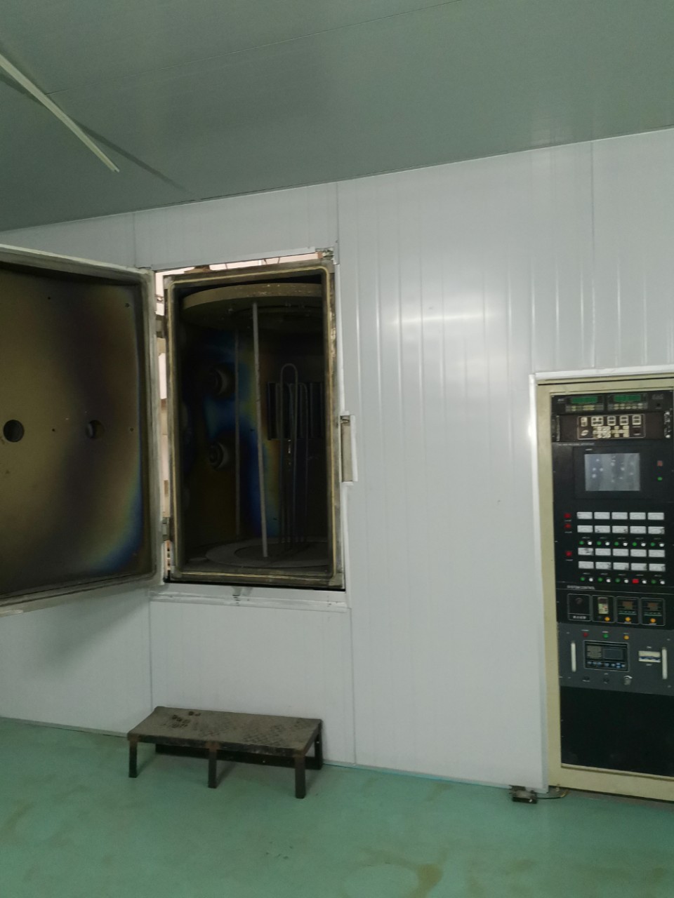 两套1300X1500多弧离子镀设备上转架可挂重货新款触摸屏控制镀膜