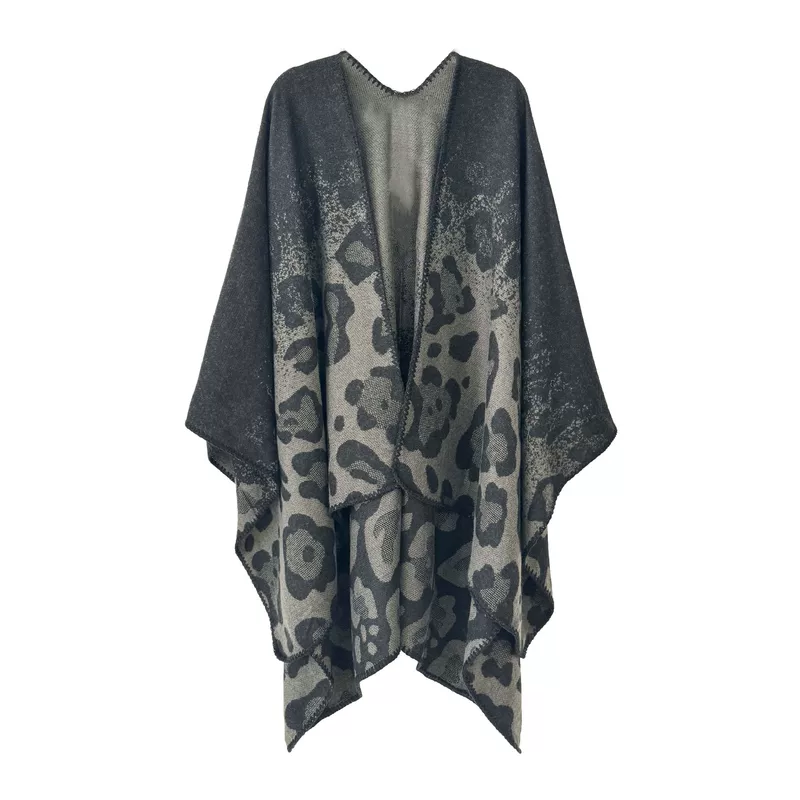 Trench coat, fashionable cloak, elegant keep warm duvet, European style