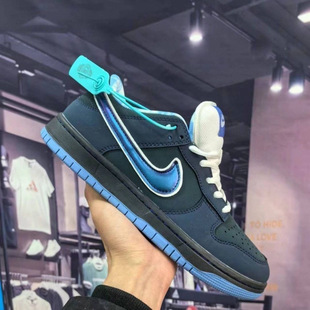 &euro;Dunk���r�ڼӁ�������Ů��ԭ�ٴ�Ь���\�Ӛ�|��H���e��Ь����