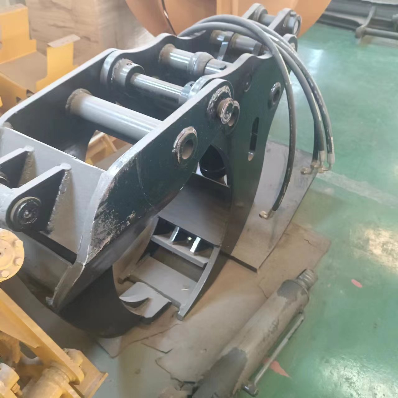 抓木机整车配件 抓木器安装 伐木机头一个 挖树根利器 梅花抓吸盘