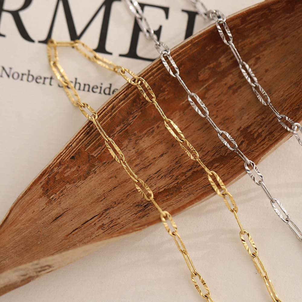 304 Stainless Steel Chain Material 18K Gold Plating Color 1 Piece Quantity PVD Coated Real Gold Plated 18K Gold Solid Color 304 Stainless Steel Simple Style Waterproof Non Tarnish 304 Stainless Steel Necklace