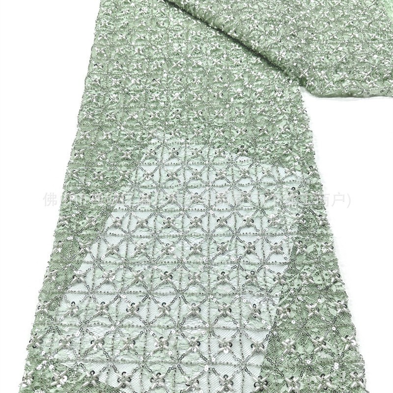Blanco pesado clavos de cuentas sequinilla tela de encaje cuadrilátero cosido a mano perla sequinilla vestido tela