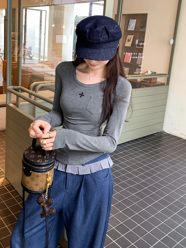 复刻回忆 百搭网感纯欲圆领弹力T恤简约内搭打底衫修身白色上衣女|undefined