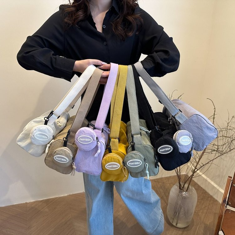 Nylon Fabric Bag Summer 2025 New Trendy Korean Casual Tote Bag Versatile Shoulder Crossbody Saddle Bag Lightweight