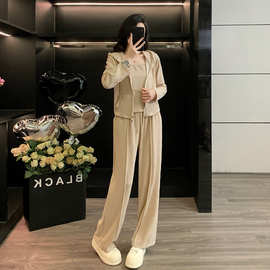 2025春秋新款时尚休闲运动服套装女短款上衣连帽卫衣阔腿裤三件套
