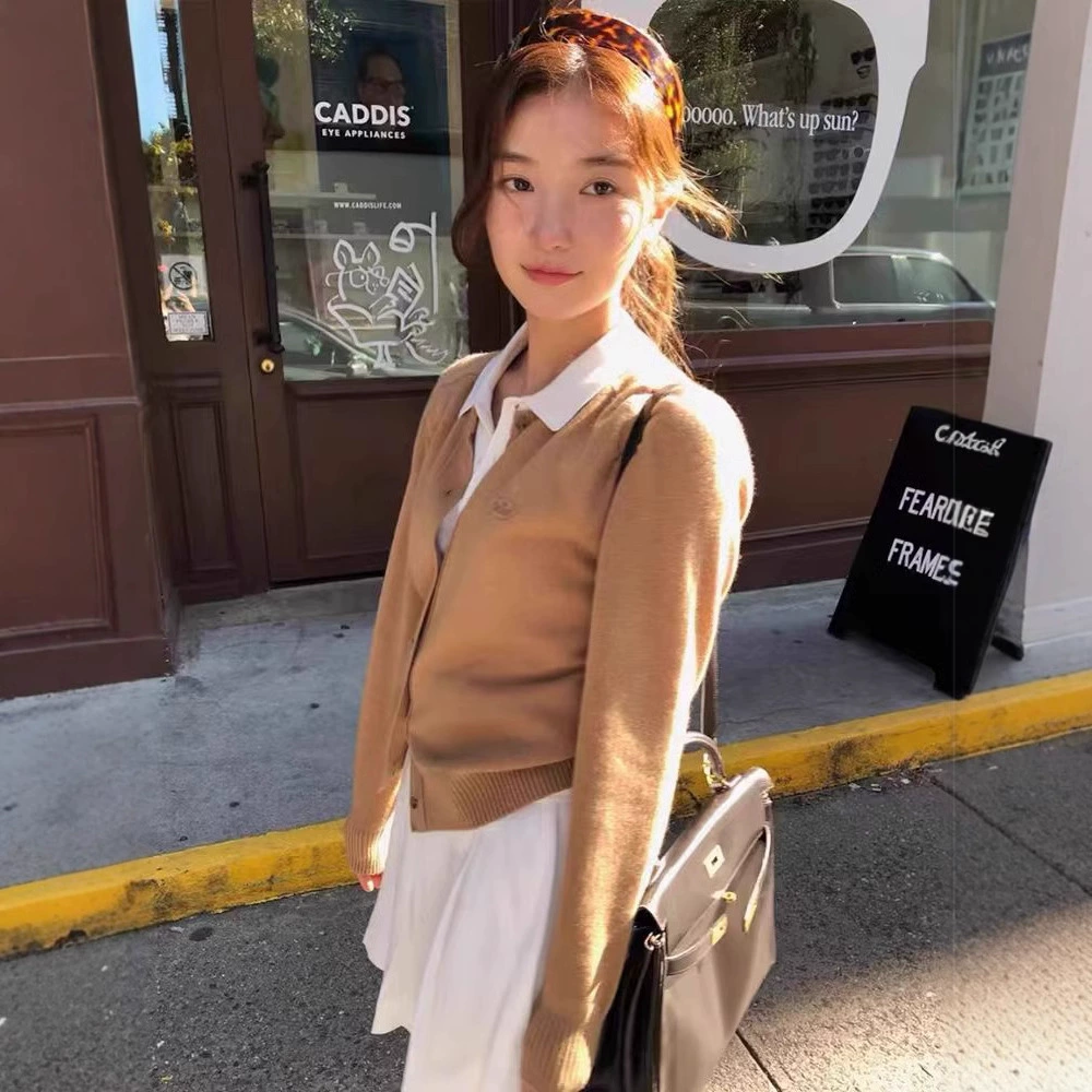 Спот 2024 осень новый корейский восемь молока th * Bar * net свитер кардиган стройный дикий вязаный пальто свитер