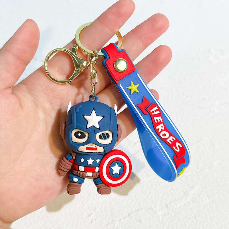 漫画スーパーヒーロー人形ストラップキーチェーンアイアンマン人形シンプルなキーホルダーかわいいペンダント卸売り|undefined