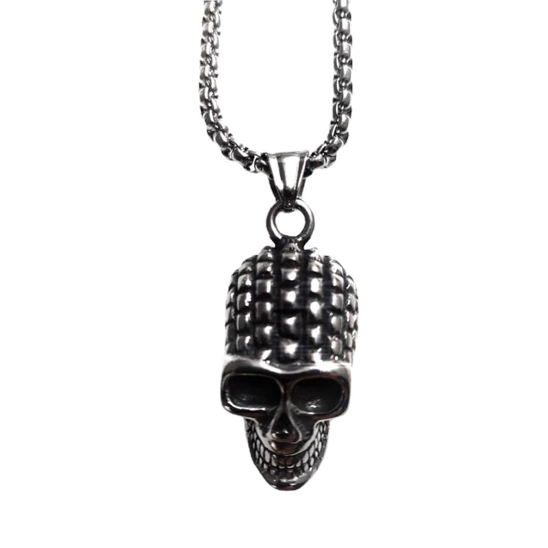 Modern Mobius Pendant Necklace For Men In Stainless Steel_voghion.com