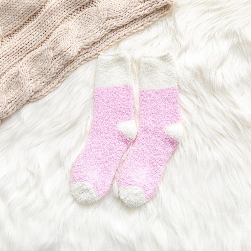 Invierno flanger calcetines de terciopelo de coral de color sólido caliente engrosada toalla Calcetines de piso de terciopelo medio al por mayor
