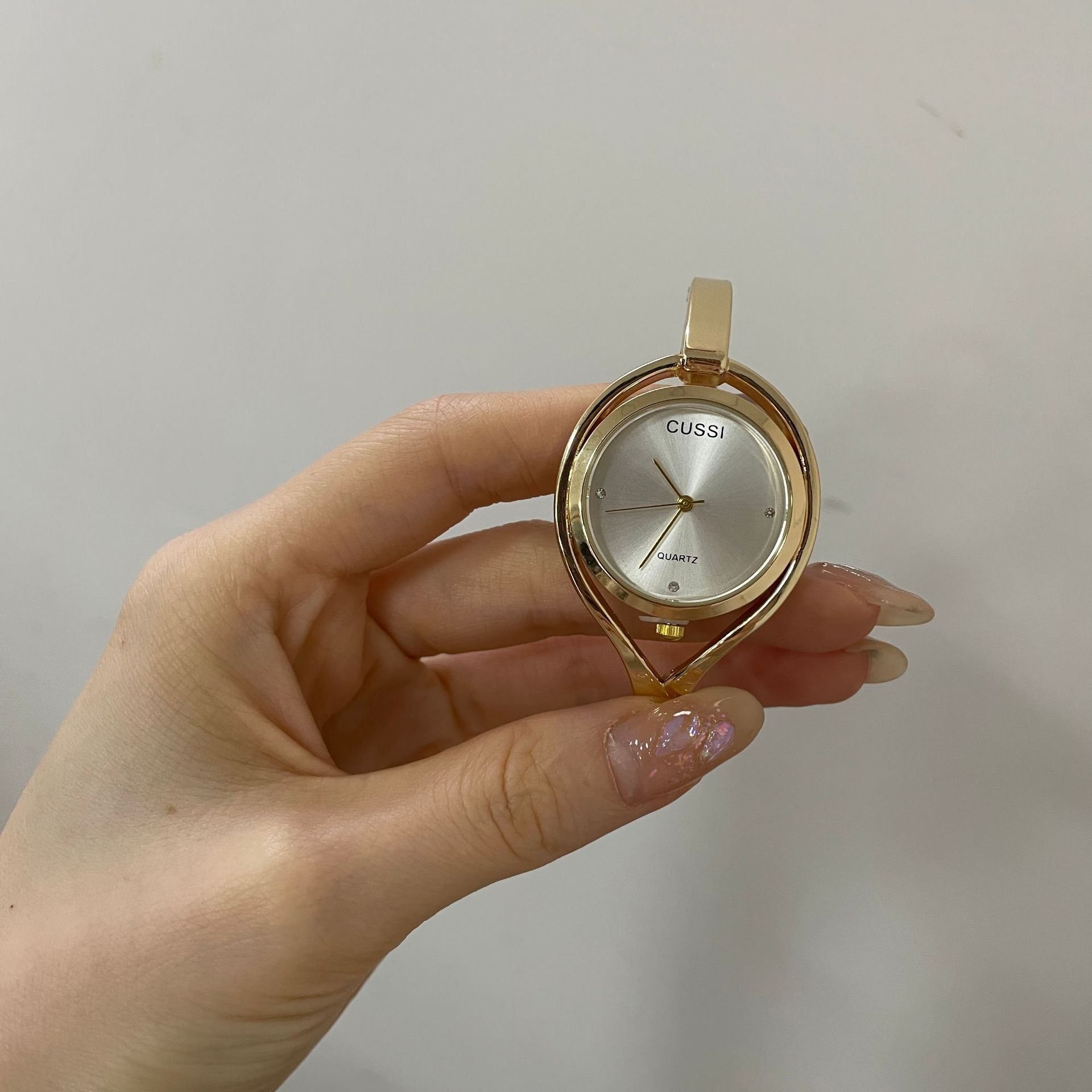 Minimalist Luxury Quartz Watch For Men With Waterproof Design_voghion.com