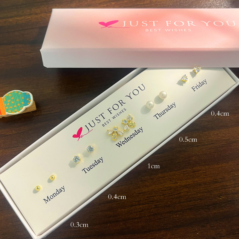 新款简约蝴蝶结耳钉星月蝴蝶花朵耳环一周套装礼盒爱心女生耳环|undefined