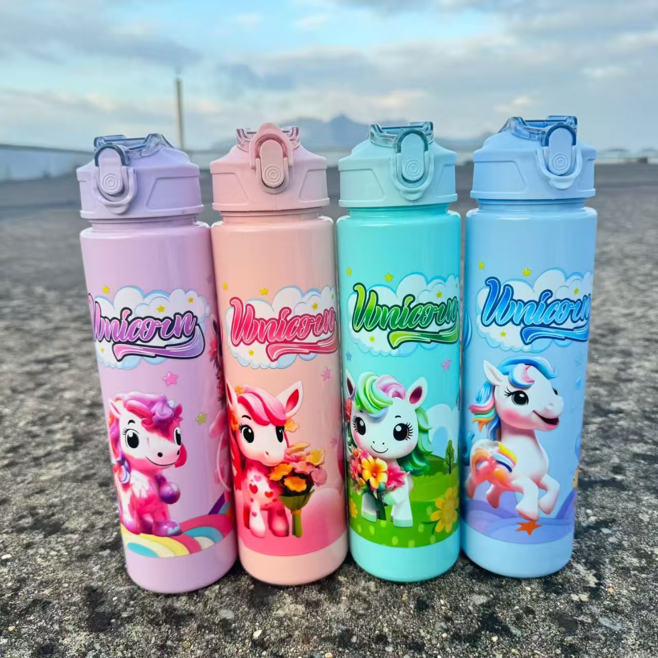 Hot-Selling Foreign Trade Nozzle, High-Looking Plastic Sports Water Bottle, Pony Bouncing Straw, Rainbow Pony Water Cup