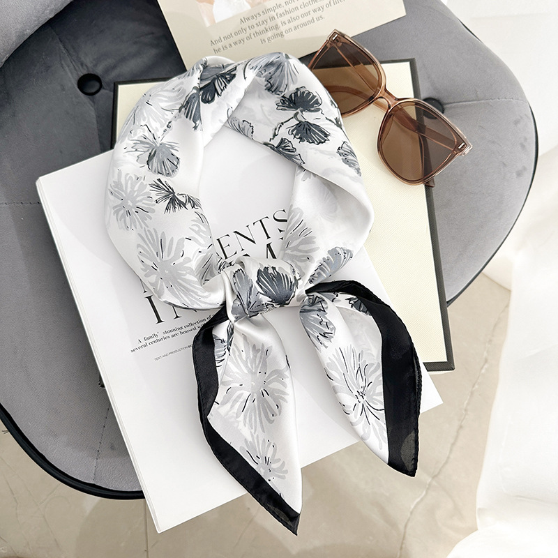 Estilo INS pequeño, fresco, temperamento de moda, bufanda cuadrada con estampado de flores, bufanda decorativa de ropa profesional de alta gama para damas