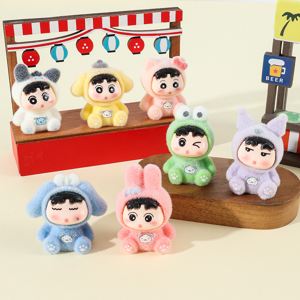 Flocked Cute Little Shin-Chan DIY Accessory Parts, Adorable Desktop Decoration Resin Material Pendants, Blind Bag Ornaments