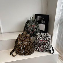 �n���r�б��y�����p���Ůͨ���ϰ��W������������2025�¿�㼑��L