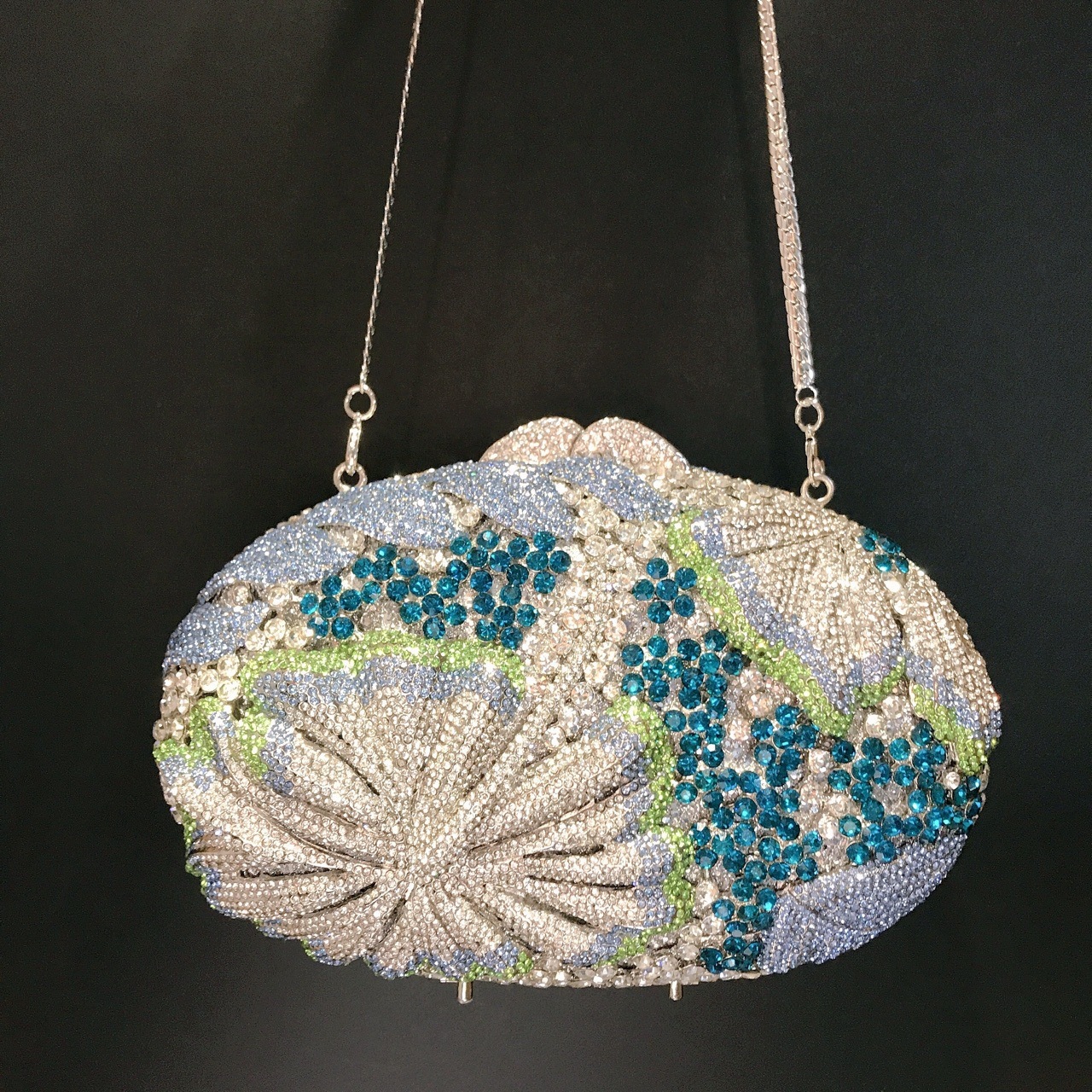 Selección estricta de flores huecadas transfronterizas, bolsas de banquete de diamantes, bolsas de maquillaje de diamantes, embrague de gemas azules