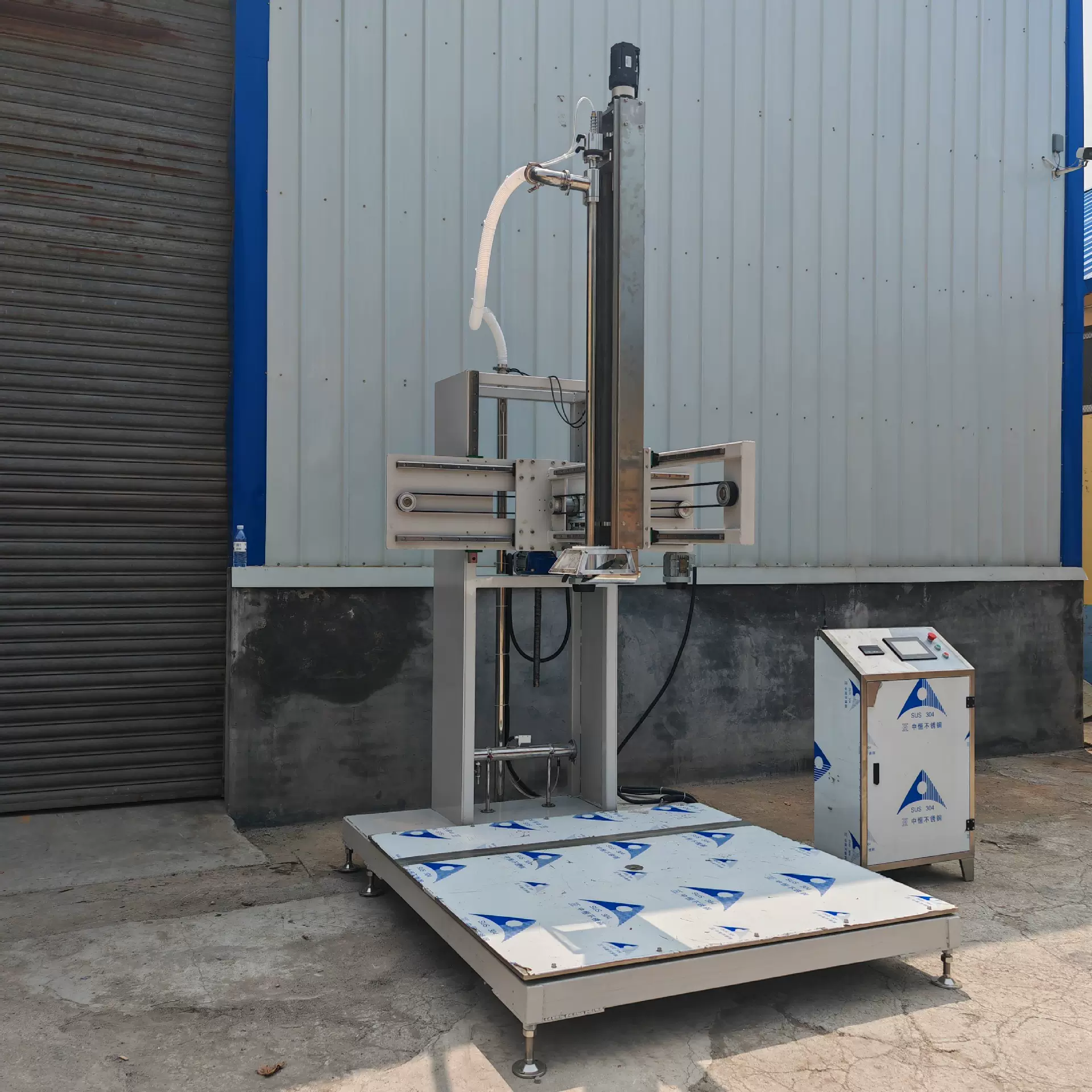 车用尿素液体肥料灌装 防冻液吨桶称重式包半自动称重式灌装机