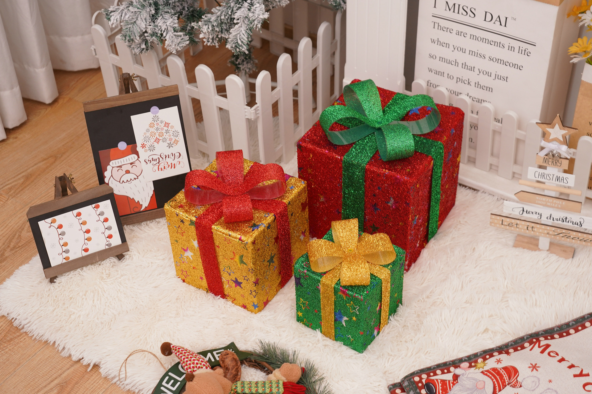 Luces navideñas nuevas de 2025, juego de tres piezas en caja de regalo navideña, productos navideños, accesorios de decoración para fiestas de cumpleaños, adornos.