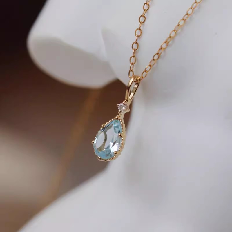 Light blue Japanese craft 925 sterling silver plated 14K gold sky blue topaz pendant retro sweet small necklace pendant