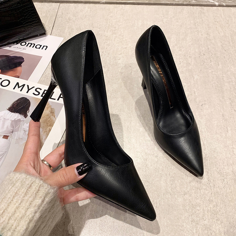 Small size 313233 stiletto heel soft leather high heels spring and summer 2024 new elegant versatile black work high heels