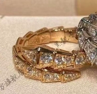 Ring (Tide) Small Fashion Design, Diamond-Style Pavé, Light Luxury — Silver/Gold/Champagne