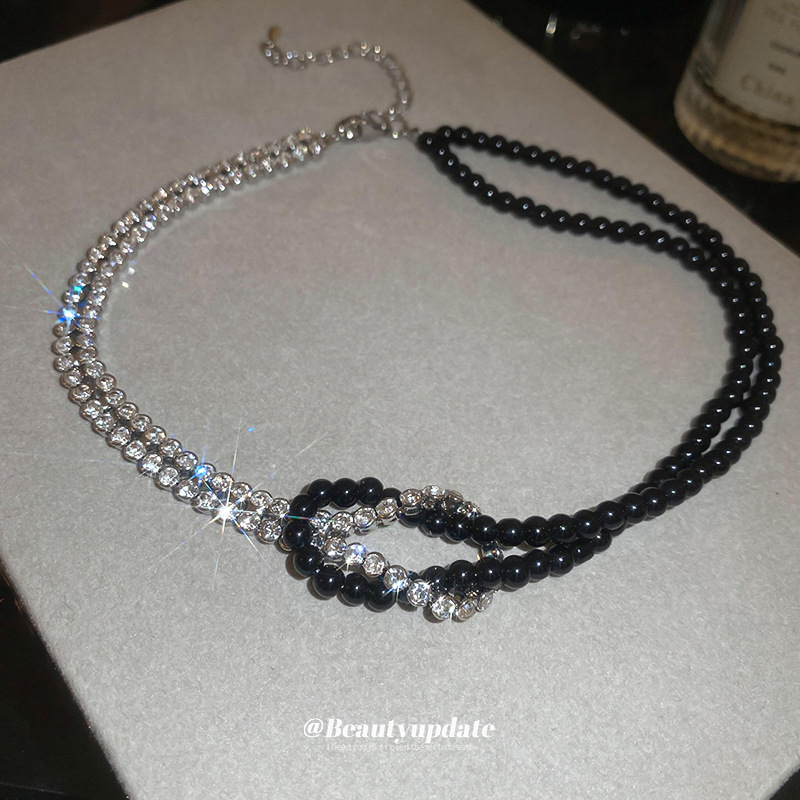 Collar de costura en blanco y negro de cristal artificial, diseño personalizado, cadena de clavícula y2k, joyería de estilo dulce y fresco de moda de moda