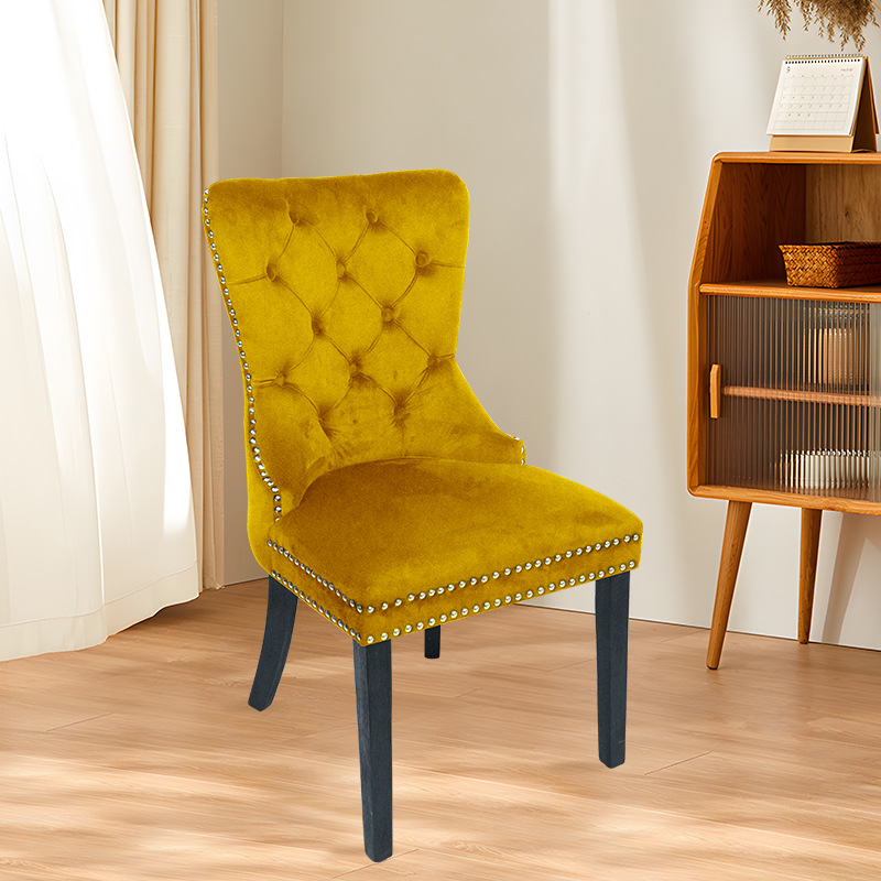 Silla de comedor de hotel de tela de estilo europeo silla de madera maciza de respaldo suave bolsa respaldo hebilla occidental restaurante comedor Silla de ocio al por mayor