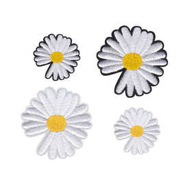 现货新款跨境刺绣布贴补丁贴电脑绣花标刺绣布贴装饰雏菊贴可定制