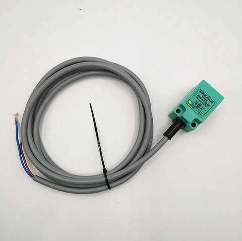 方形金属感应接近开关NBN15-F11-E0  NBN15-F11-E0-V1