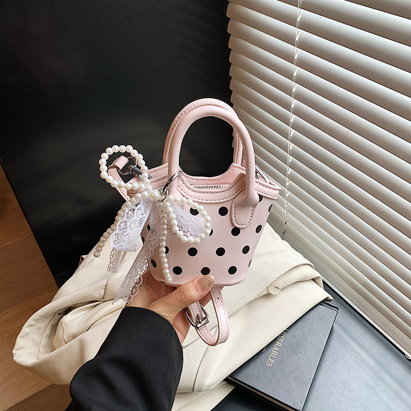 子供バッグ秋と冬の新しいレトロなオイルレザーポルカドットプリントミニハンドバッグ女の子親子クロスボディバッグ口紅バッグ|undefined