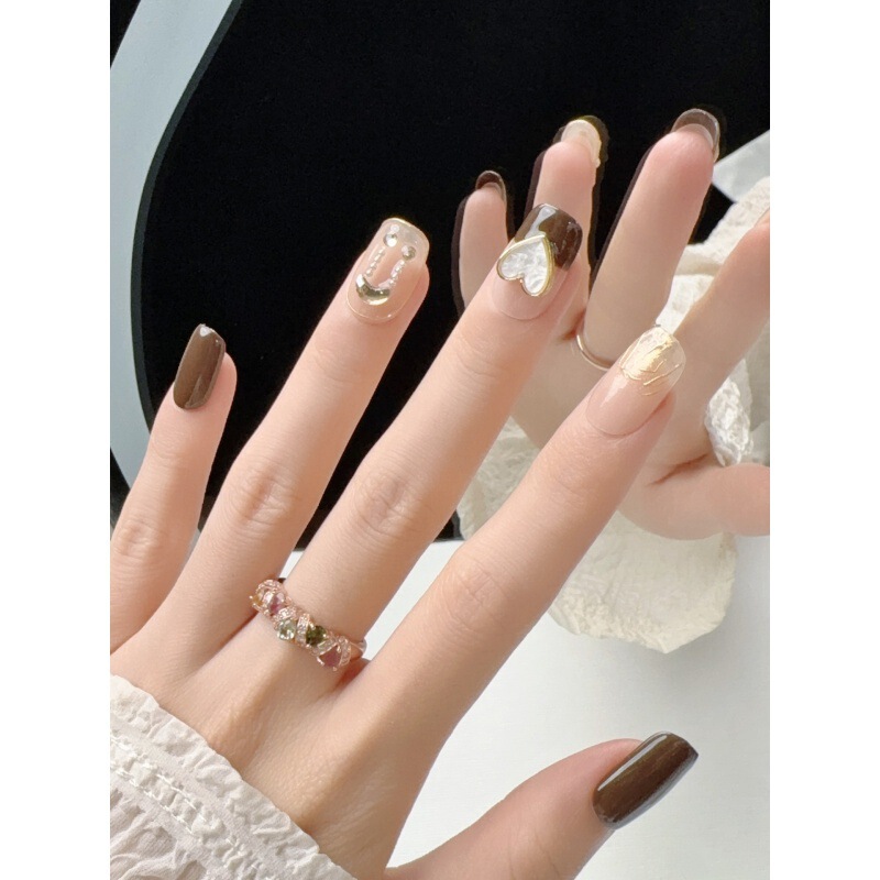 [original Real Shot] Purely Handmade Wearable Nails for Autumn and Winter New Amber Brown Manicure Patches Finished Heart French Style