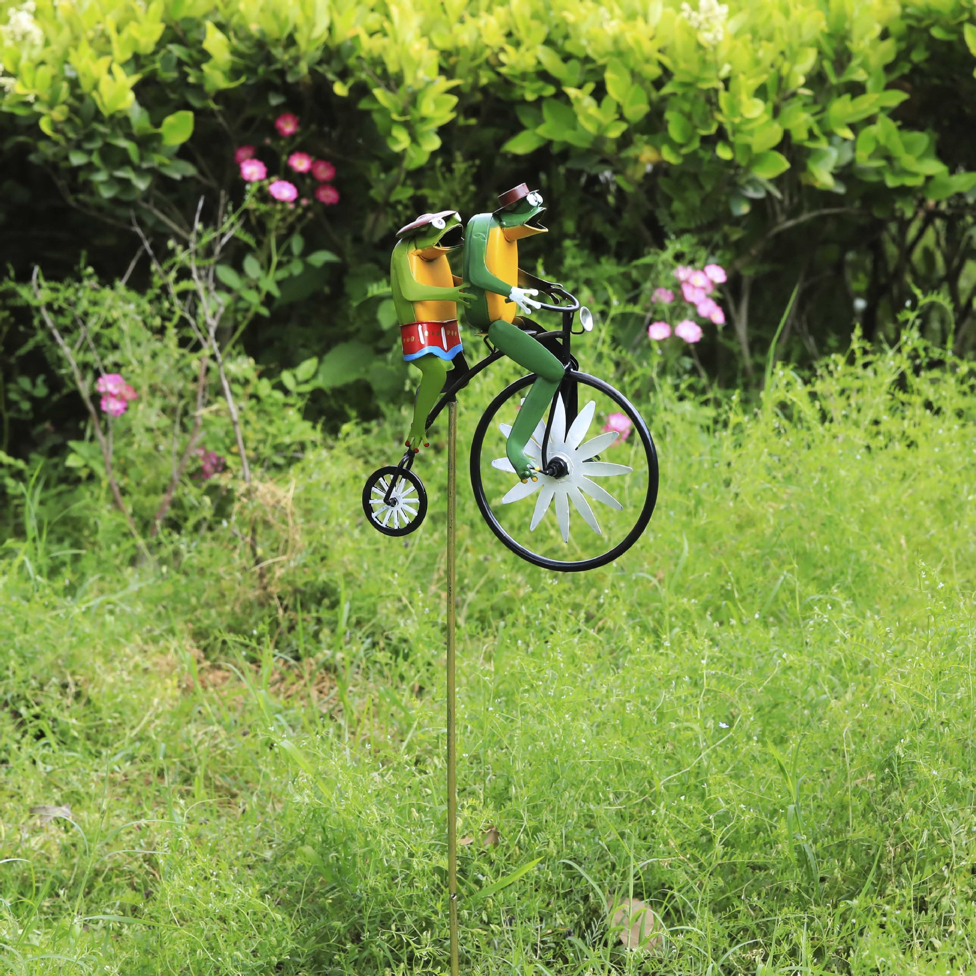 Cute Frog Windmill Iron Crafts Outdoor Courtyard Decoration Ornaments_voghion.com