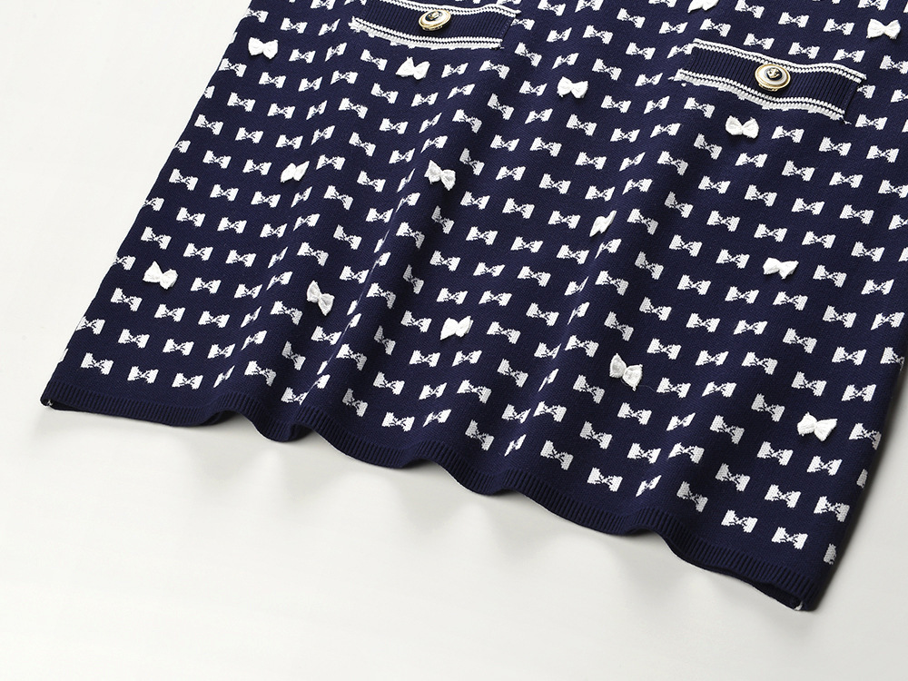 Abito senza maniche con scollo rotondo e stampa a fiocco da donna_voghion.com