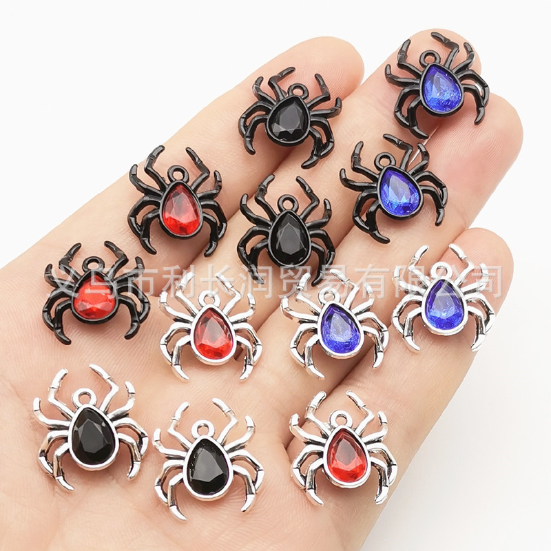 European and American New Halloween DIY Accessories Vintage Zinc Alloy Diamond Spider Pendant Pendant European and American New Halloween DIY Accessories Vintage Zinc Alloy Diamond Spider Pendant Pendant