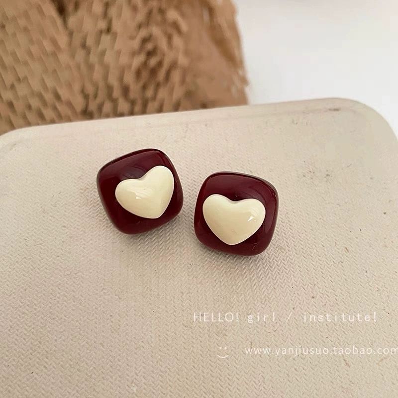 Asymmetrical Earrings, European Style for Elderly, Christmas Motifs, Lightweight 10 cm