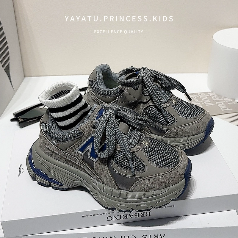 Спортивная обувь для девочек 2024 новые весенние и осенние детские нескользящие кроссовки