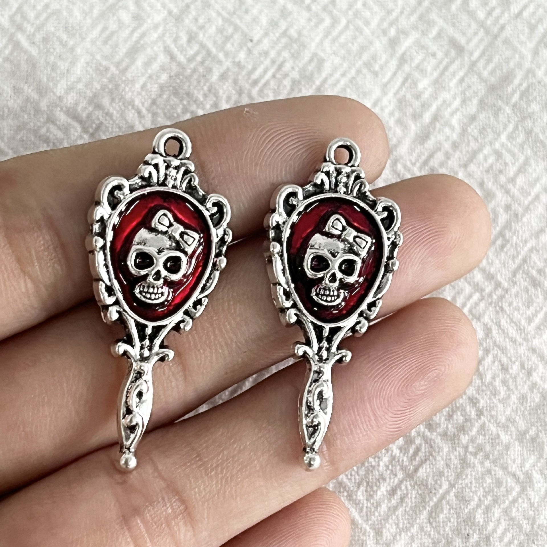 Accesorios de joyería de aleación de bricolaje Colgante de cruz de plata retro Pulsera Collar Pendientes Decoración de ropa Colgante