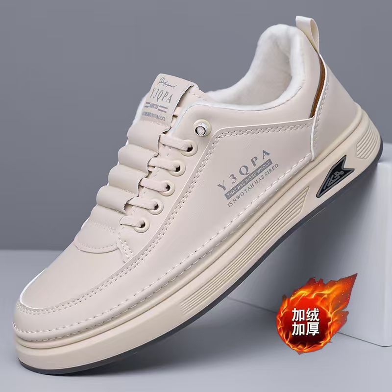 Invierno 2025 nuevos zapatos blancos zapatos de hombre zapatos de skate suaves zapatos deportivos casuales más gruesos y zapatos de skate cálidos de lana