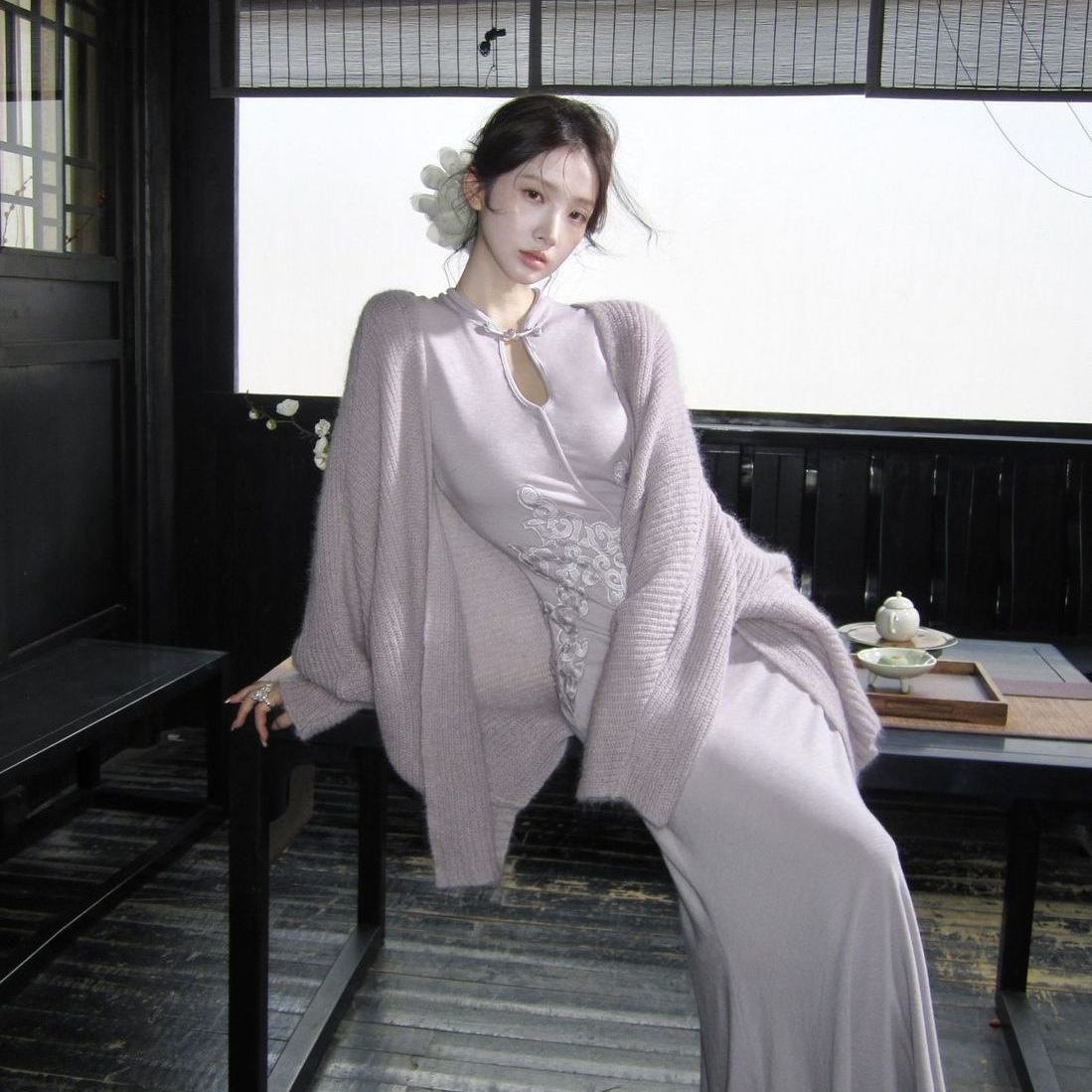 New Chinese-Style Retro Buttoned Cheongsam Dress, Slim-Fitting Hip-Hugging Skirt for Women, Spring Season, Soft Knit Shawl Cardigan Two-Piece Set