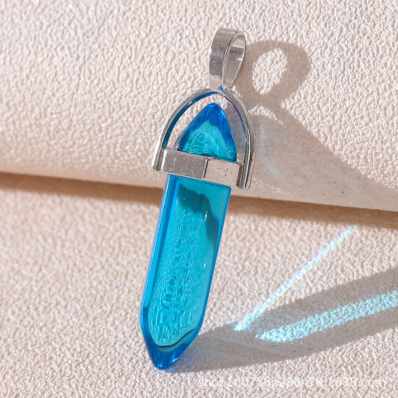 Venta caliente transfronteriza piedra natural amatista cristal rosa colgante de columna hexagonal collar de bala de doble punta colgante único al por mayor