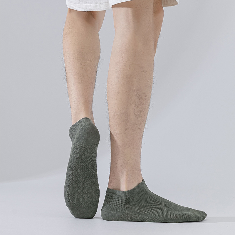 Separate packaging men's socks summer cotton breathable sweat-absorbent deodorant mesh socks thin solid color short tube socks wholesale