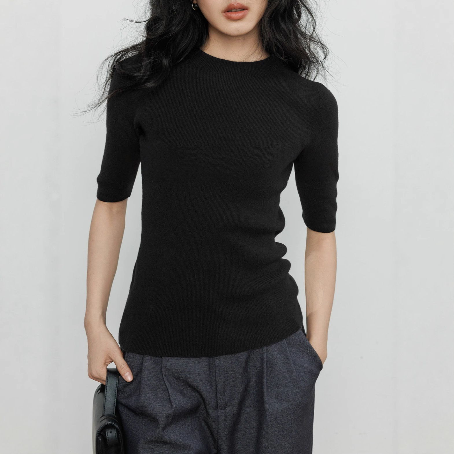 Gray Ultra-Fine Merino Wool Fine Ribbed Slim-Fit Pullover Round-Neck Knit Sweater for Women, Suitable for Outerwear, with Five-Quarter Sleeves