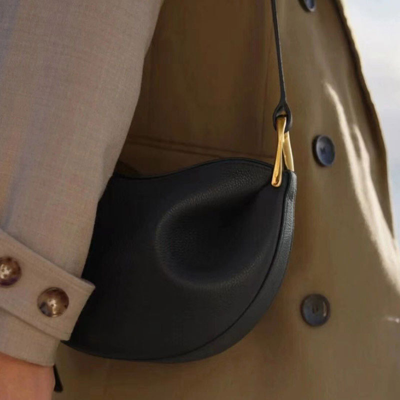 women's 2024 new exquisite fashion saddle dumpling single shoulder diagonal cross small bag_voghion.com